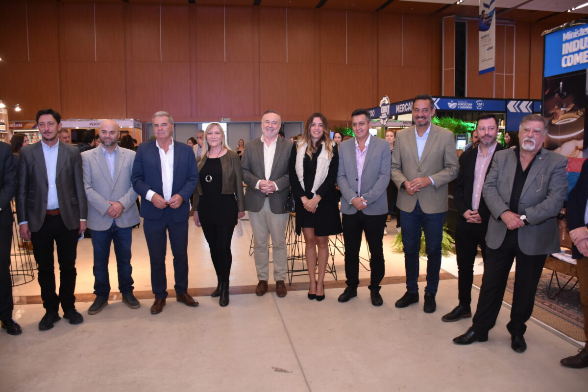 EXPO DELICATESSEN Y VINOS